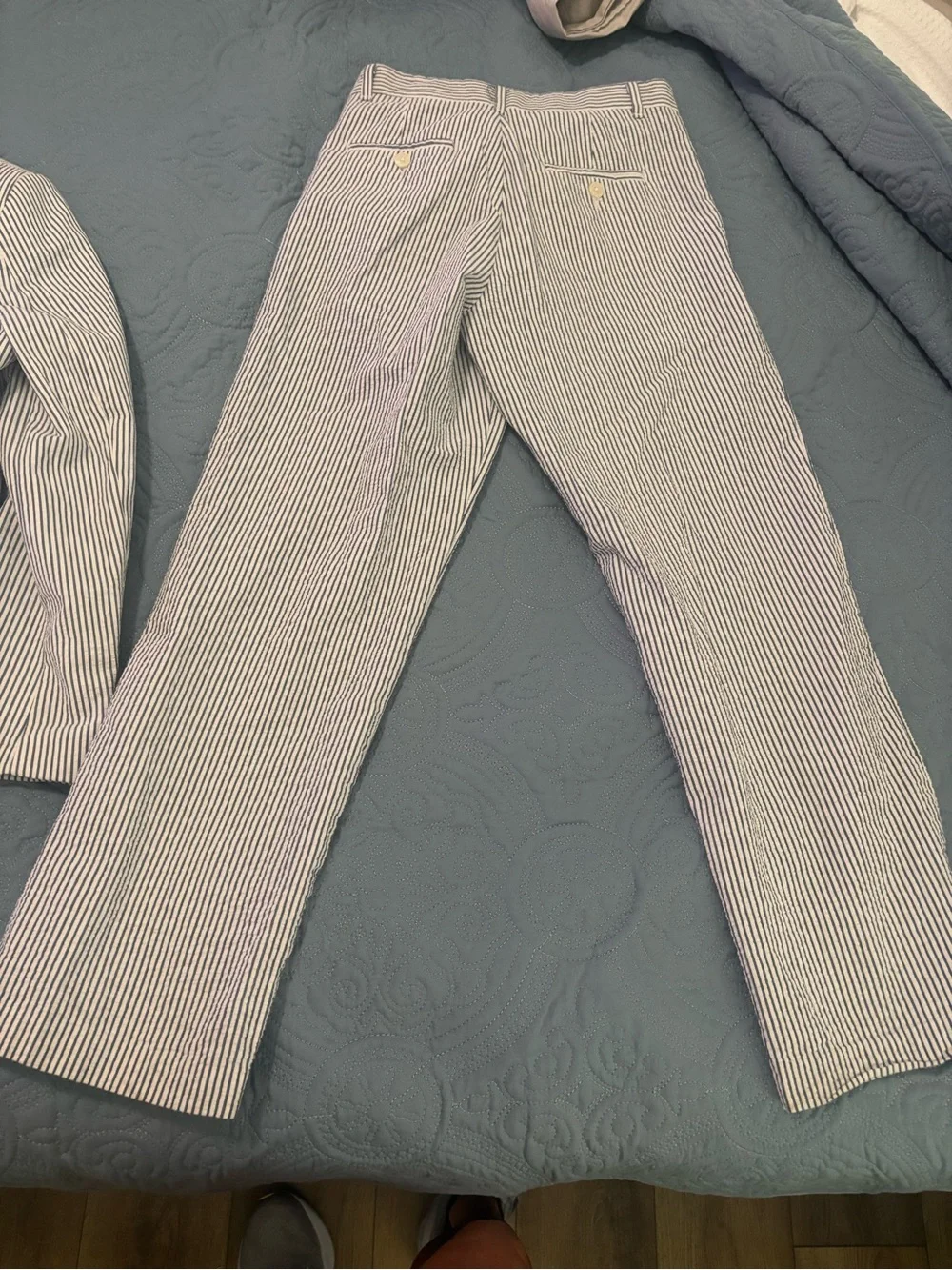 Izod boys blue and White Seersucker Sport Coat and pants